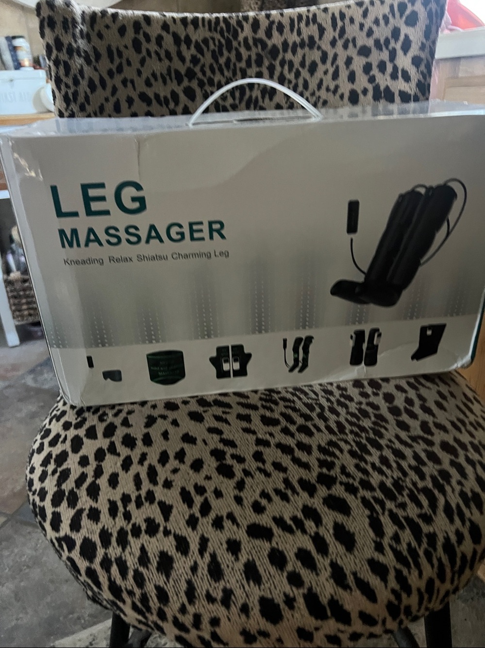 Airboots Pro Compression Leg Massager - Black